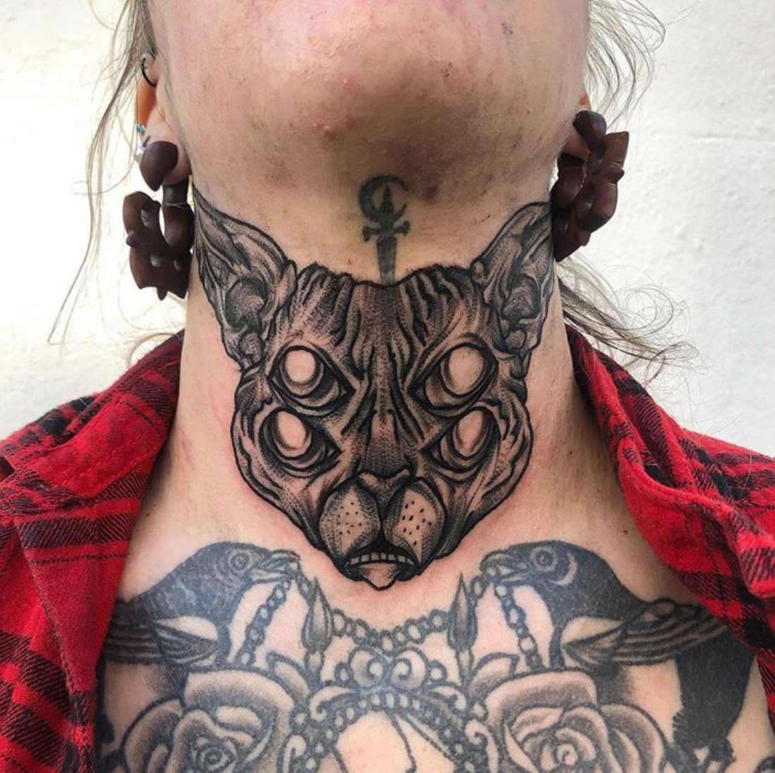 Geometric Animal Tattoos Come to Life in Sweden, image size:1100x1098