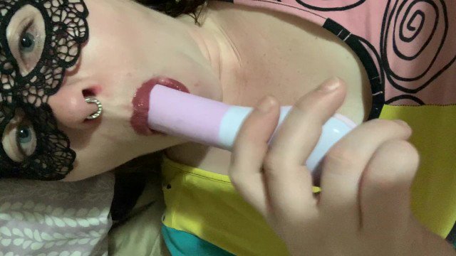 You've been asking... new video up on PornhubModels: https://t.co/loUP7clxYf https://t.co/A3ueJcQnfc