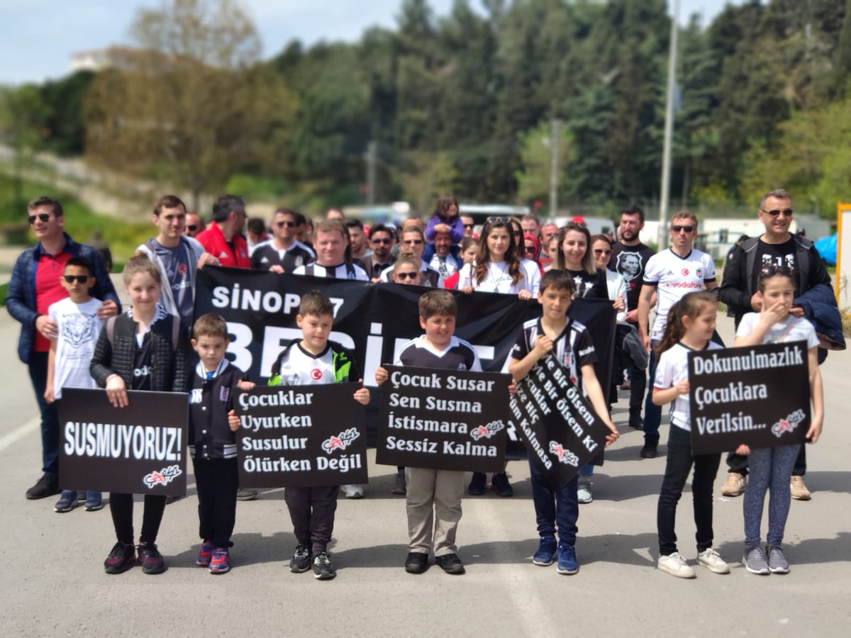 "Öyle bir ölsem,
Öyle bir ölsem ki çocuklar
Size hiç ölüm kalmasa.."

Yaşasın 1 Mayıs!

#1MAYIS