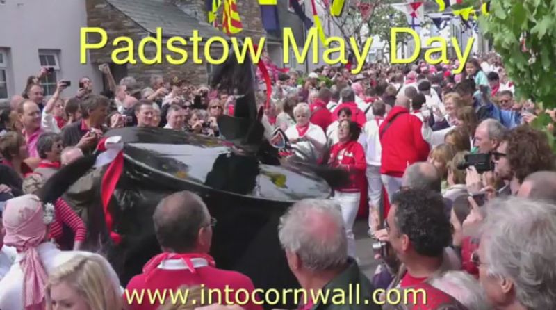 Intocornwall's tweet photo. Kala Me Lowen! Happy #MayDay! from #Kernow #Cornwall Have a great day Lannwedhenek #Padstow #ObbyOss #RedOss #BlueOss 😊 https://t.co/tJyAlMZT4V