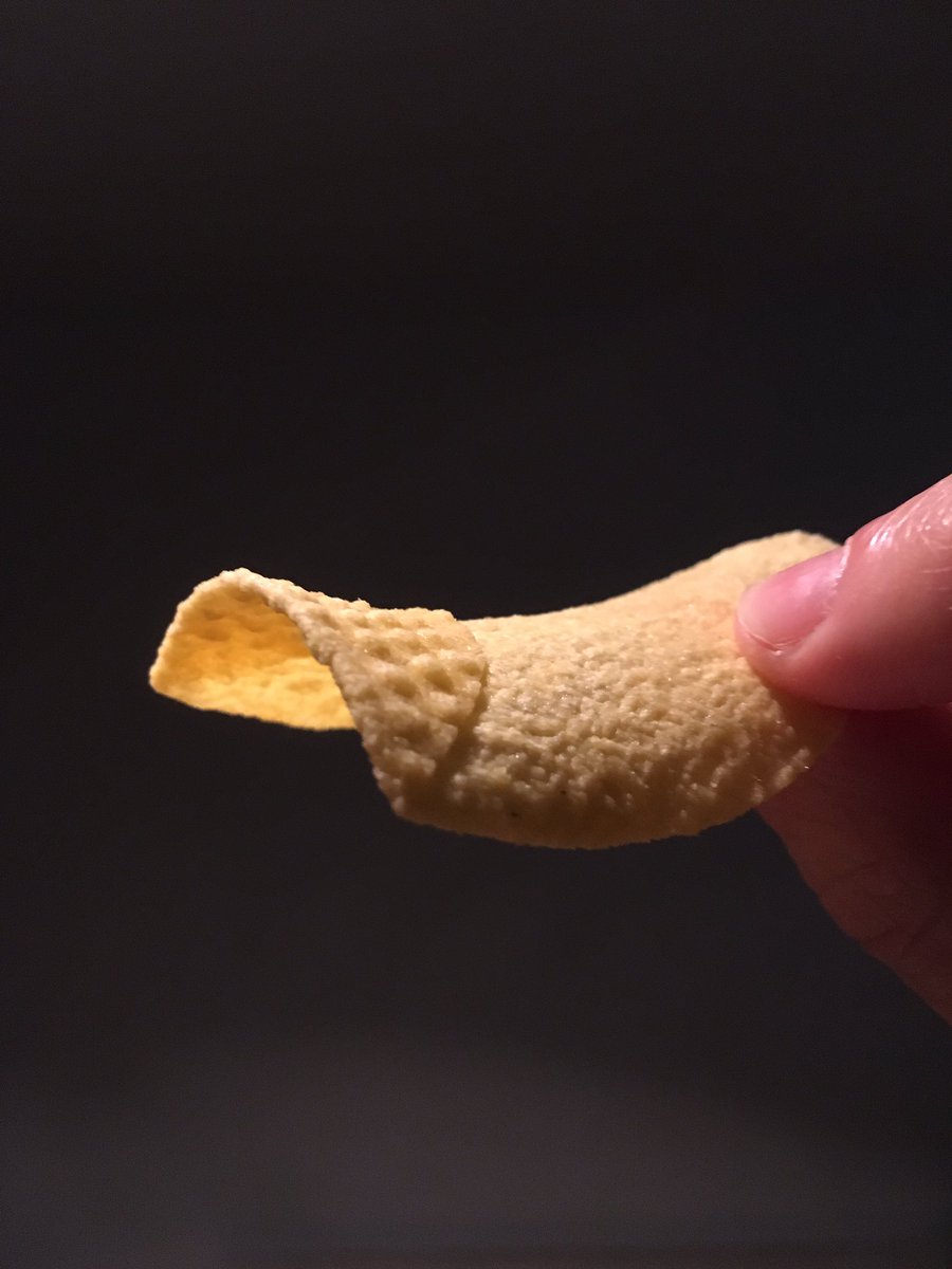 owlh00ds's tweet image. folded pringle rt for good luck