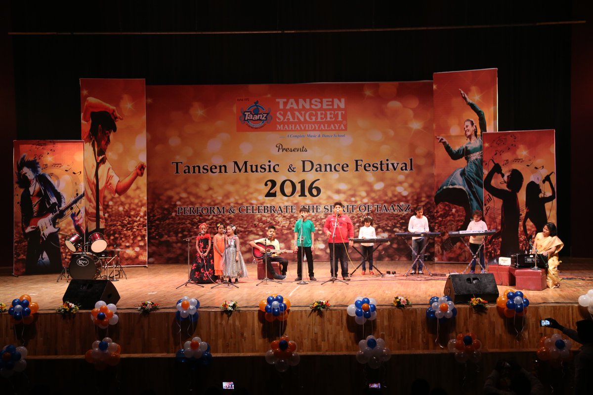 tansen_in's tweet photo. #tansen
#sangeet
#tsm
#event
#differentevent
#bestofbest
@tansen_in
@shivani
#dancemusic #music #housemusic #dj #dance #djs #edm #techno #electronicmusic #djlife #rave #party #deephouse #house #producer #club #trance #love #techhouse #tomorrowland #edmlifestyle #hiphop https://t.co/y2e5Z9nqCv