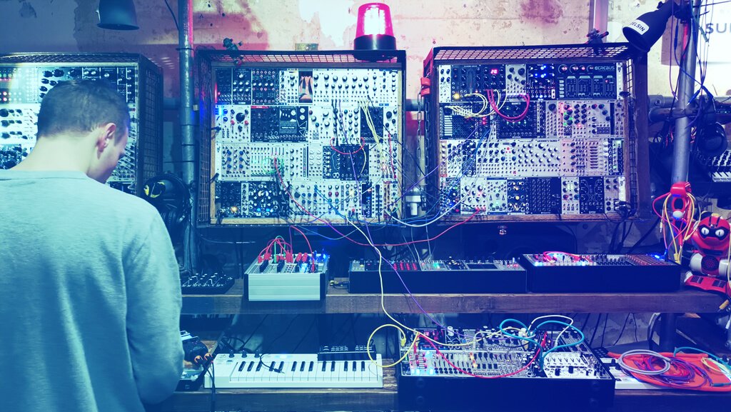 EchoicAudio's tweet photo. Go deep into our sound with a behind the scenes article making the music for @OFFFest Main Titles by Chris Bjerre. thanks to @HectorAYU @schmoops_ listen to various recordings all made in house - https://t.co/xa8d9bT9BA #sounddesign #maintitles #artofthetitle #filmmusic #offf19 https://t.co/YzIu6fMv7i
