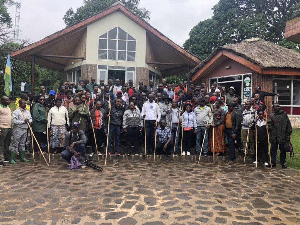 hubntabyera's tweet photo. Amazing for this #LaborDay in @NyungwePark , all @Nyamasheke staff visited our park.@RDBrwanda @rbarwanda https://t.co/1u6YcmOqPg