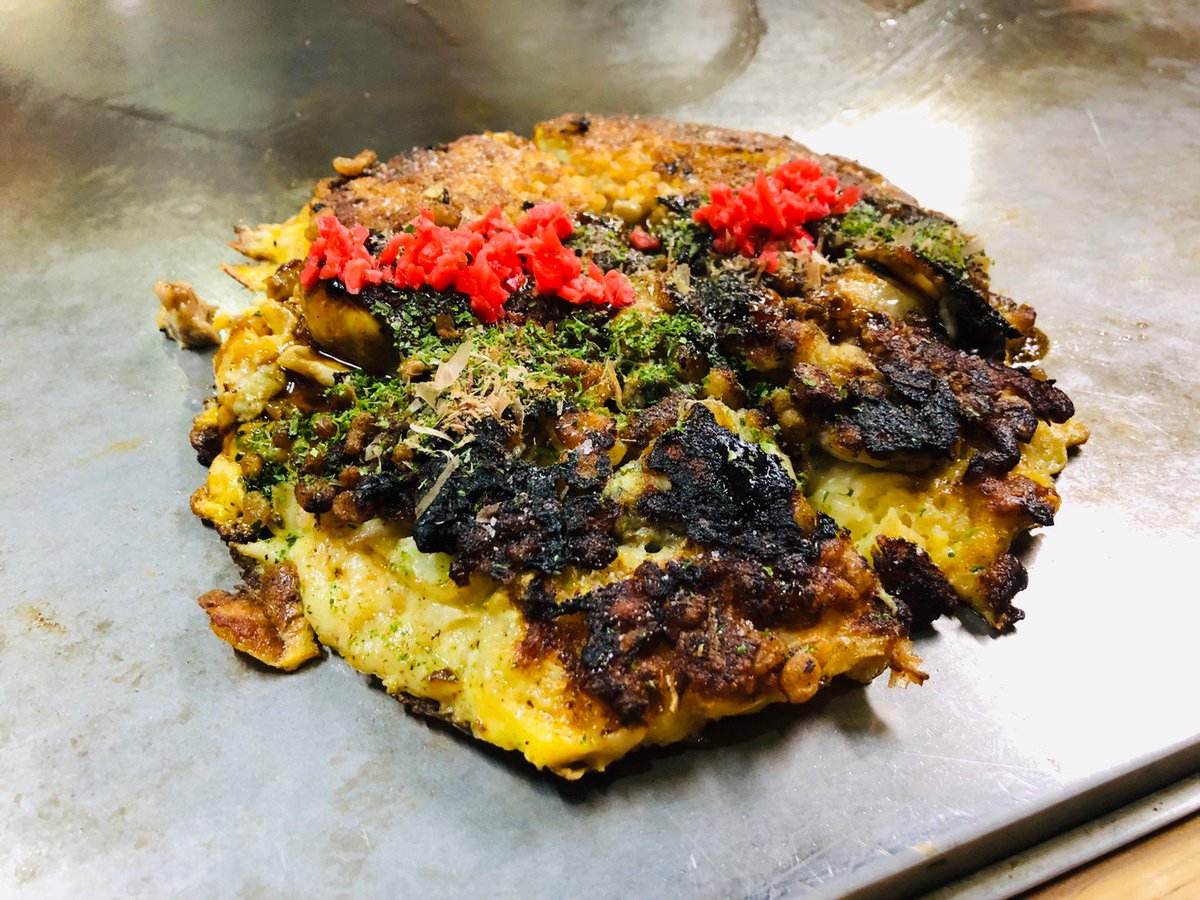 NOBUYOSHI0717's tweet photo. 今日は「ル・メルシェ」で小杉社長と💡
岡山を盛り上げるために頑張ってます😄
お昼は備前市のカキオコ「タマちゃん」😋
#ル・メルシェ
#LeMerci
#岡山市
#l'unique
#小杉陽太
#カキオコ
#備前市
#タマちゃん https://t.co/aZuMBGgbPR
