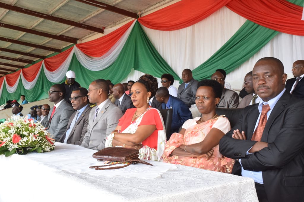 Province Gitega tweet media