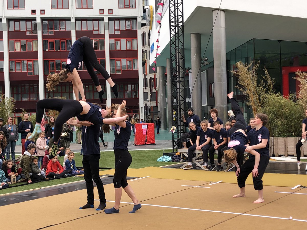 Vanstart! #circusfestival #Rotterdam goed bezig broertje!