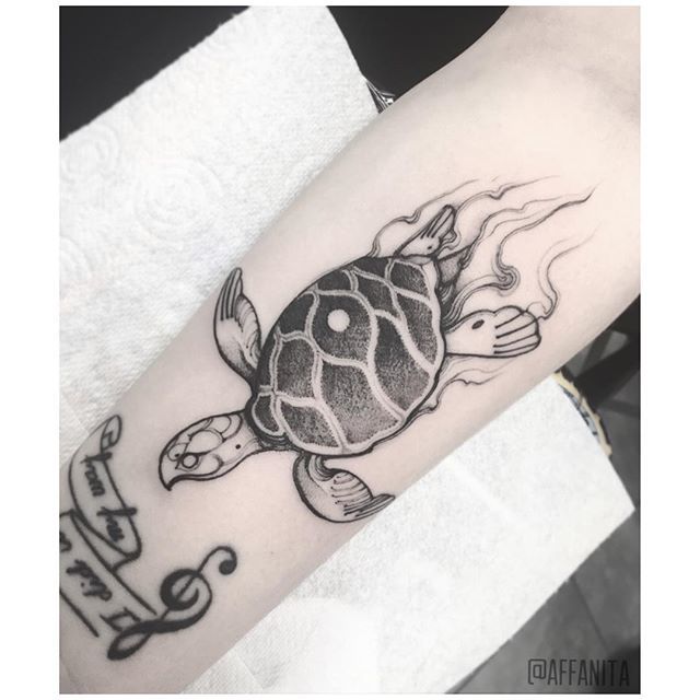 Second of two turtles 👹🖤 @therisingtidetattoocollective // for booking inquiries please DM or Email
-
-
-
#bournemouthtattoo #tattoo #tattooapprentice #tattooapprenticeuk #darkart #darkartists #apprenticetattoo #bournemouth #lineart #uktattooapprentice #ukartist #cheyennehaw…