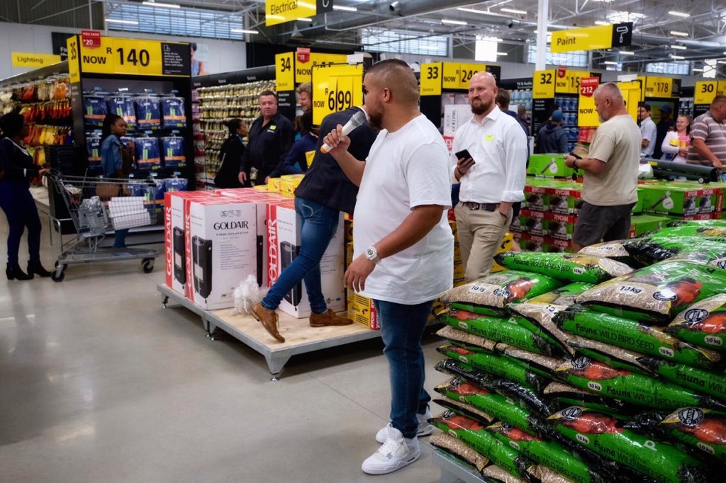 BuildersSA's tweet photo. Come to our #NewBuildersBoksburg store to shop our amazing in-store deals and you might bump into @JasonGoliath https://t.co/Z28FT0TwpW