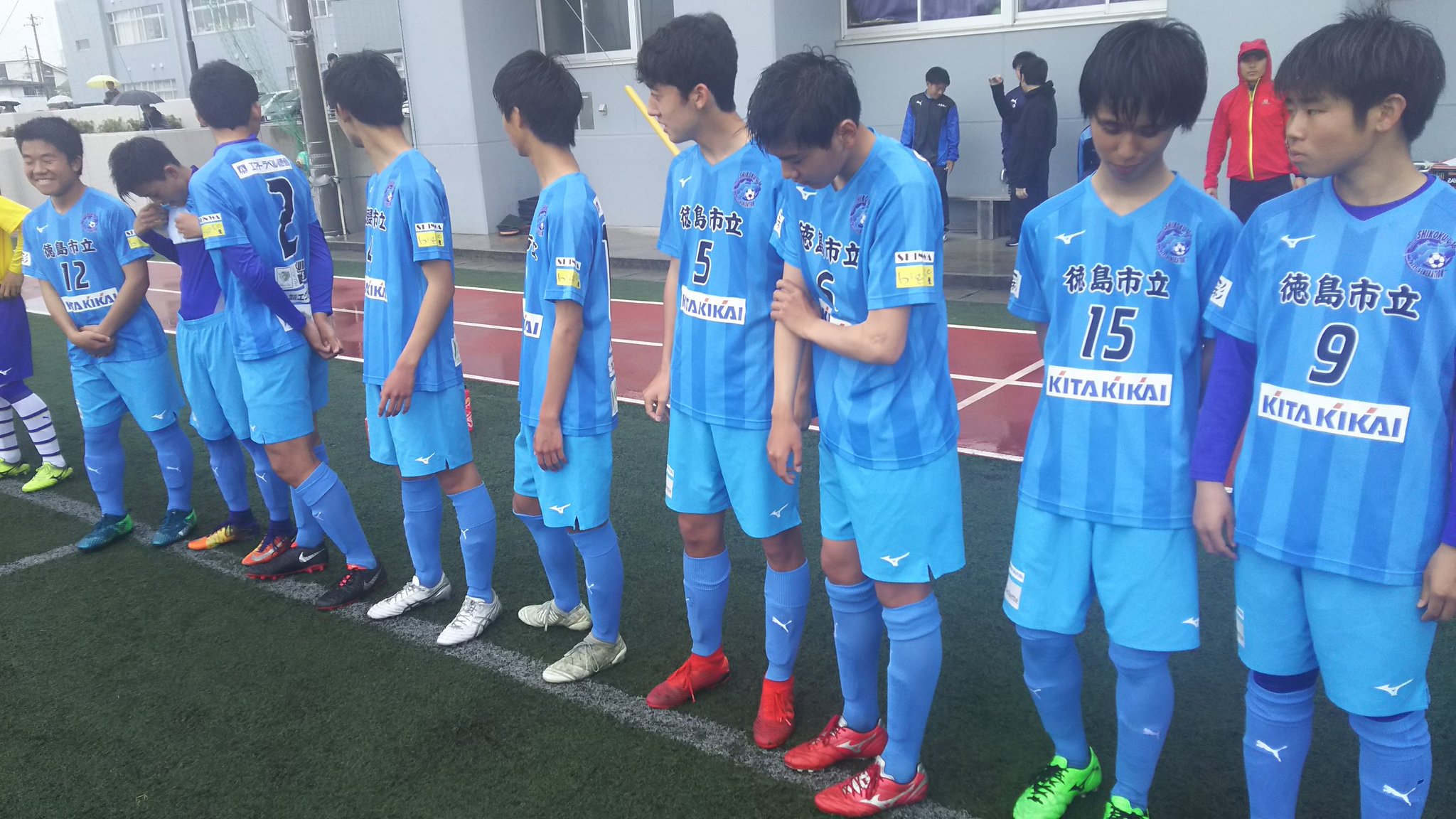 徳島市立高校サッカー部official 四国ルーキーリーグ 4 30 Vs徳島北1ー4 負け 5 1 Vs高松商1ー1pk負け 開幕から連敗スタートとなりました 次節は1カ月後になります これからチームとしての土台をつくっていきたいと思います 応援よろしくお願いします