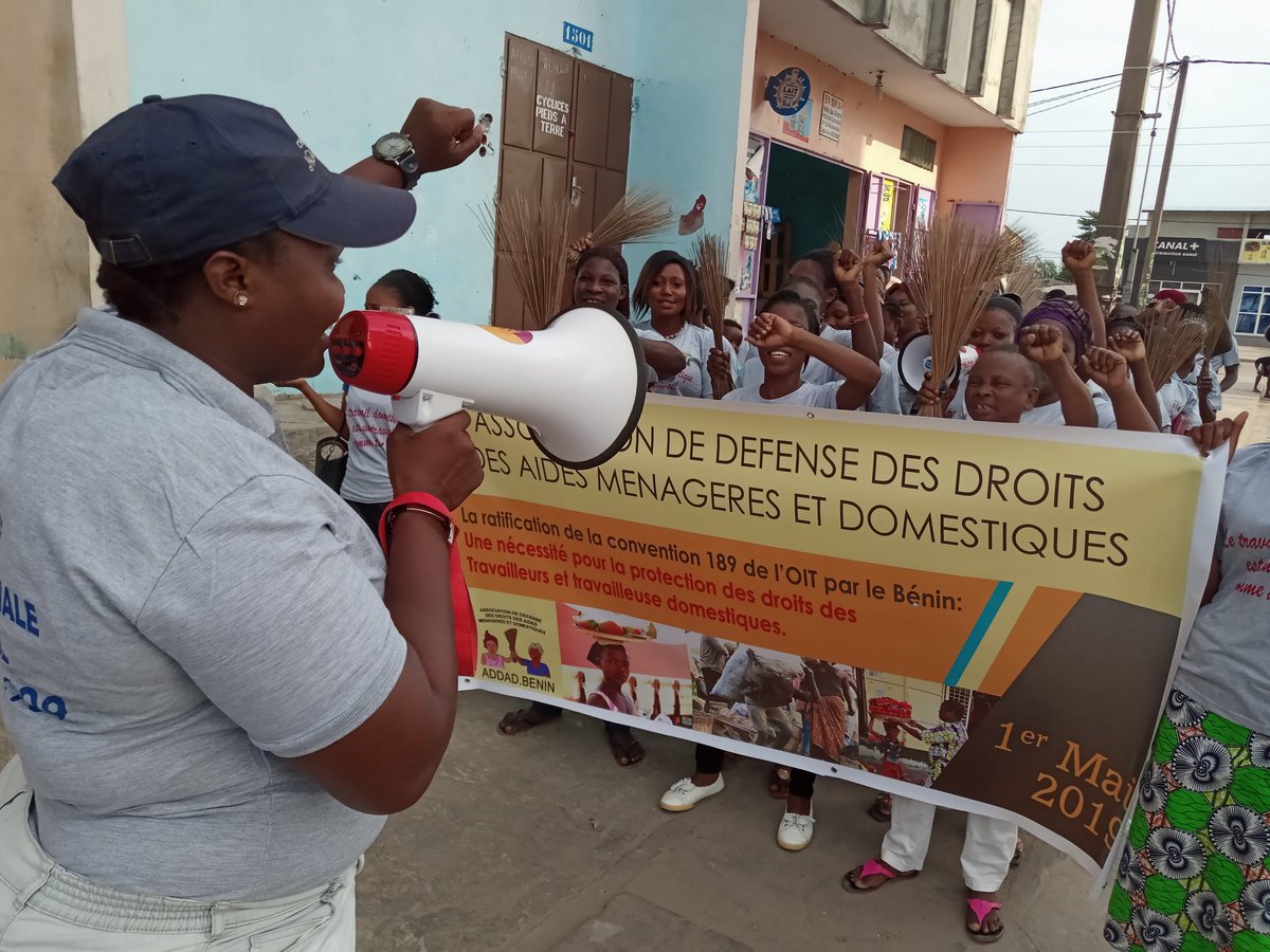 maison_msb's tweet photo. Nous étions au côté des filles et femmes domestiques de ADDAD-BENIN pour célébrer la fête du travail 1er Mai 2019. @HirondelleBenin @NulLoi @amnestybenin @kikanfr @Defenseurdroits @droitsdesfemmes @ONUFemmes @FemmejuristeCI @gouvbenin https://t.co/sd4Pj0QqJt