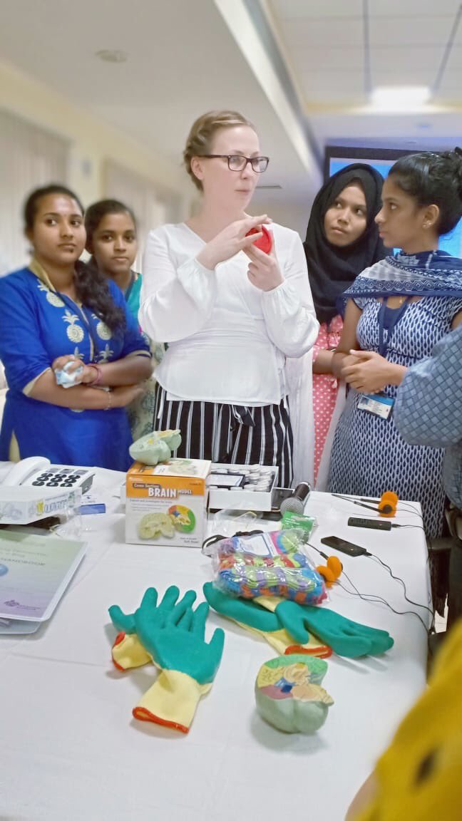 annawaugh1's tweet image. Thank you @nehaidoorkar for sending these pictures. We enjoyed meeting and working with you all. @Lourit @uwshls @AlzScotCPP @UniWestScotland @alzscot @S_D_W_G #oneweething #batsoutsideourwindows