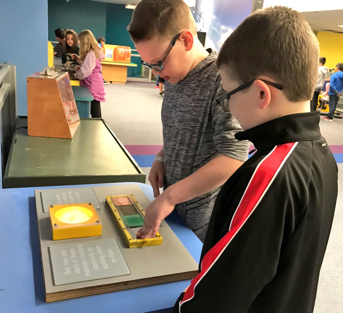 MrsHoersch's tweet photo. 3rd and 4th grade had so much fun on our field trip to SciTech! #stjoelockport https://t.co/Lq0vtt3UPe
