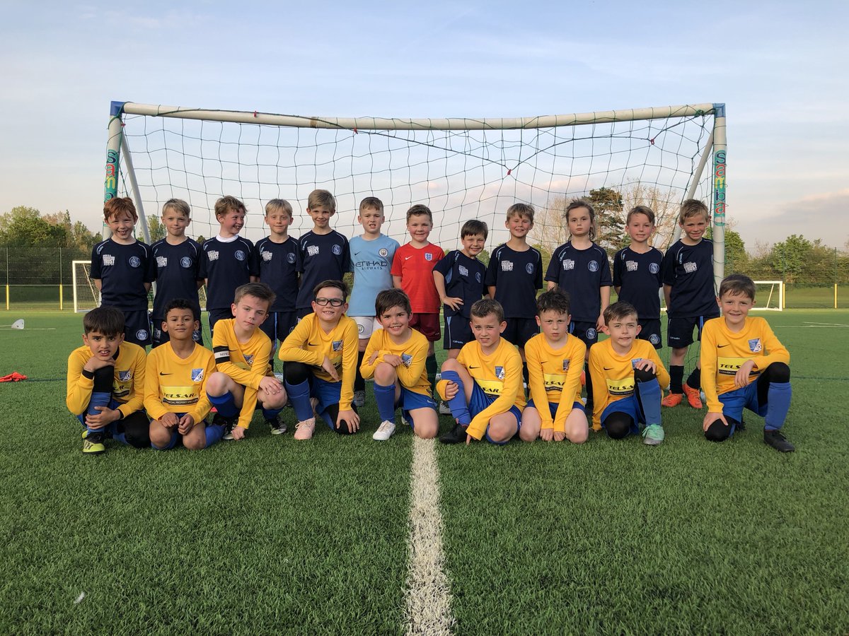 wwfcfdn's tweet photo. Thank you to @ickenhamyouthfc for bringing their U8’s to play against our @zoomenterprises sponsored Elite Development Academy. It was a fantastic game filled with some great football and brilliant goals. #development #playingwithfreedomandfun #PlaytheEDAway #hardestworkingteam https://t.co/3iZPjxPLs1