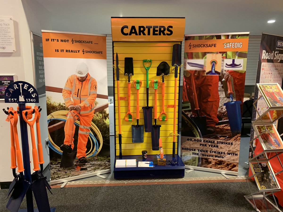Carters tools stand displaying all the shocksafe and safesig tools at #hauclondon great turnout and some superb leads already. @carterstools #nomorecablestrikes