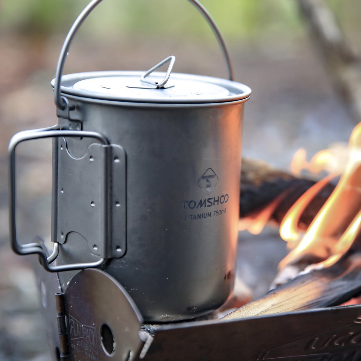 Jeanluc Ar Twitter 新しいチタンクッカーは早速焚き火にぶち込んでやったぜ 焚き火 チタンクッカー キャンプ ソロキャン ソロキャンプ
