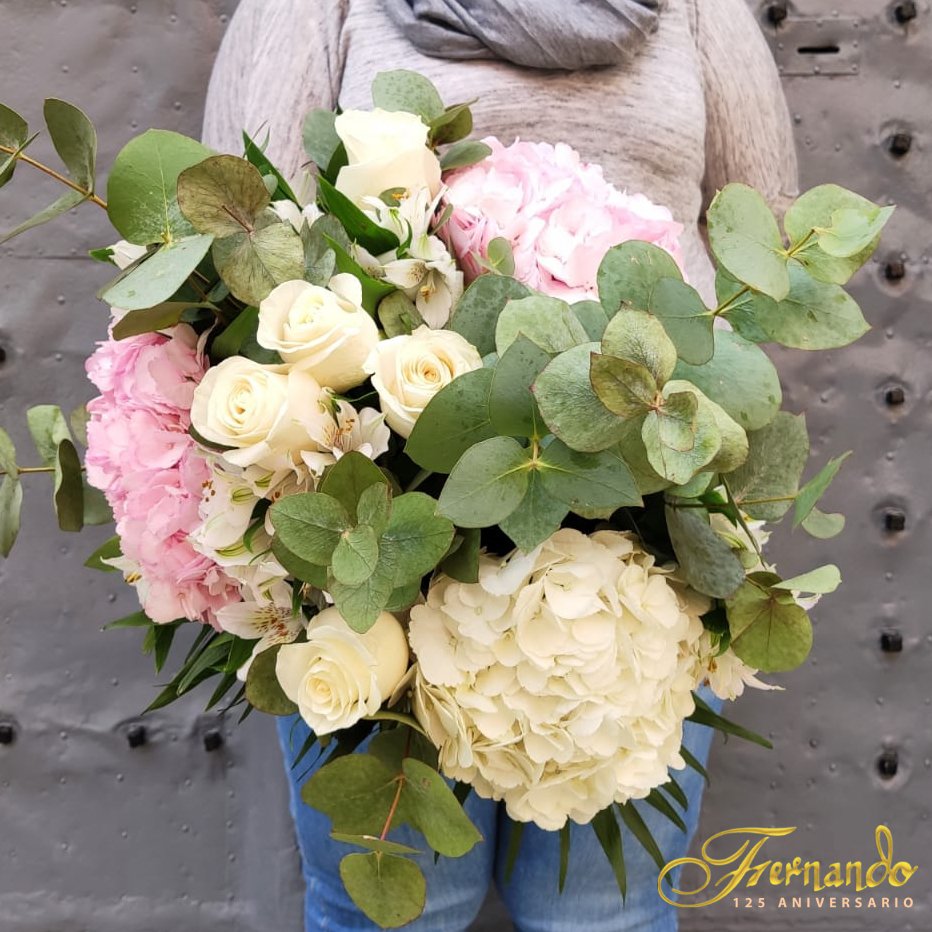 FloristFernando's tweet photo. ❤ ¡ MADRE no HAY más que UNA ! ❤
•
👉 Hemos hecho una selección especial para ELLAS que se lo merecen TODO: https://t.co/lS1RwckGtQ 
•
☎ Entregas el mismo día: 968 214 462
•
#DíaDeLaMadre #FloristeríaFernando #Murcia https://t.co/Dink9Qh5XY