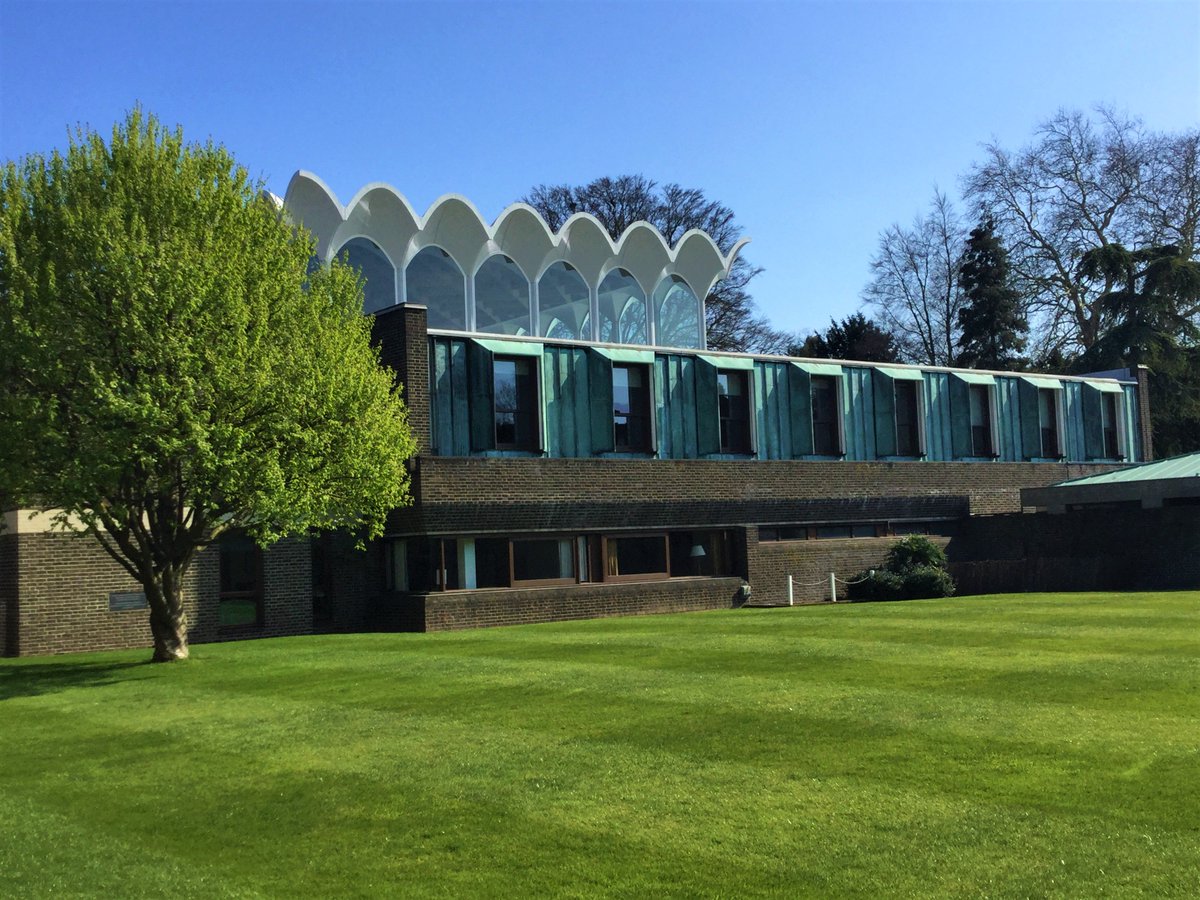 Fitz_Events's tweet photo. #MitochondrialTherapiesGroup Welcome to all #chemists #biochemists &amp; #clinicians attending this #group #meeting today @FitzwilliamColl. We hope the #meeting &amp; collaborative #discussions on various #issues that follow are fruitful &amp; everyone enjoys the #dinner this evening. https://t.co/7QQFSdRa1z