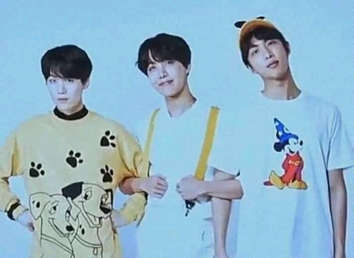 princessdizon06's tweet photo. My babies😍#BBMAsTopSocial BTS @BTS_twt https://t.co/Yr0m8zFmLH