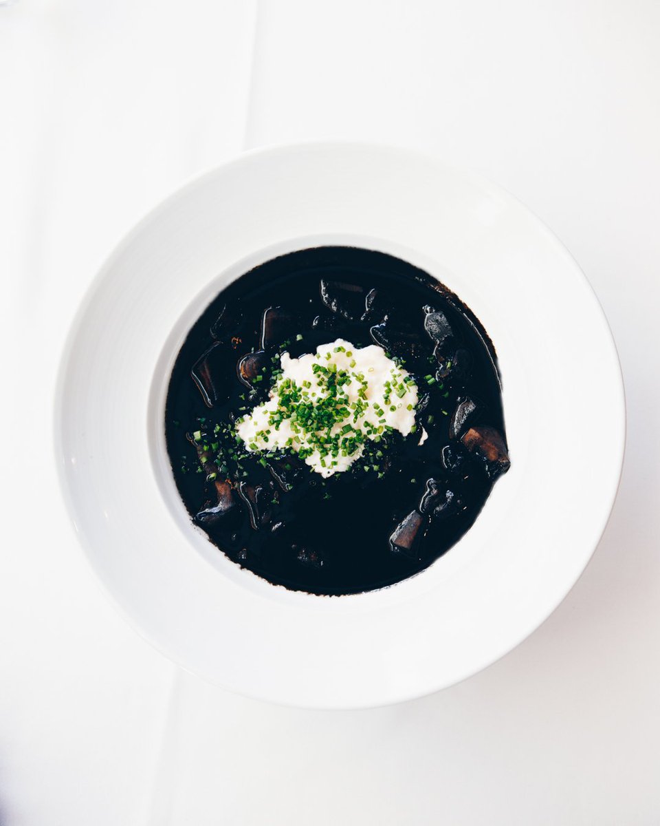 Cachón en su tinta, platos tradicionales que nos trasladan al norte 😍