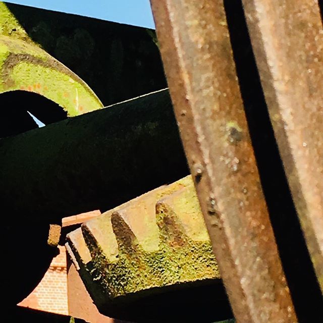 Sibilcita's tweet photo. Rust chocolate with pistachio nut.
Rost-Schoko mit Pistazien😉.
-
#rost #grünspan #rust #verdigris #rustlord_unity #transfer_vision #jj_beautyofrust #macro_metal #total_forging #tv_pointofview #fromwhereistood #metallicstructures #urbanpic #linesandcu… https://t.co/xVOC6Qd6Hd https://t.co/cN8JwWem4A