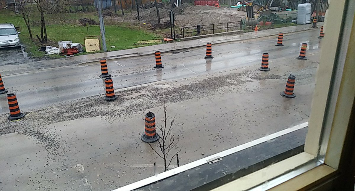 jayholmes223's tweet image. @TownOfMilton city workers hard at it again.  9-5 not a min later &amp;amp; 4 of 5 days off a week.  #MainStreetProject should be done by #2024