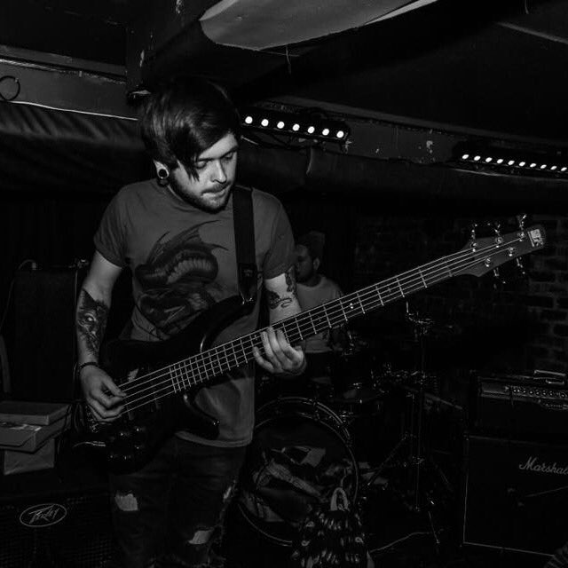 It was our bassist Lee’s birthday yesterday, show him some love 🎂🎉