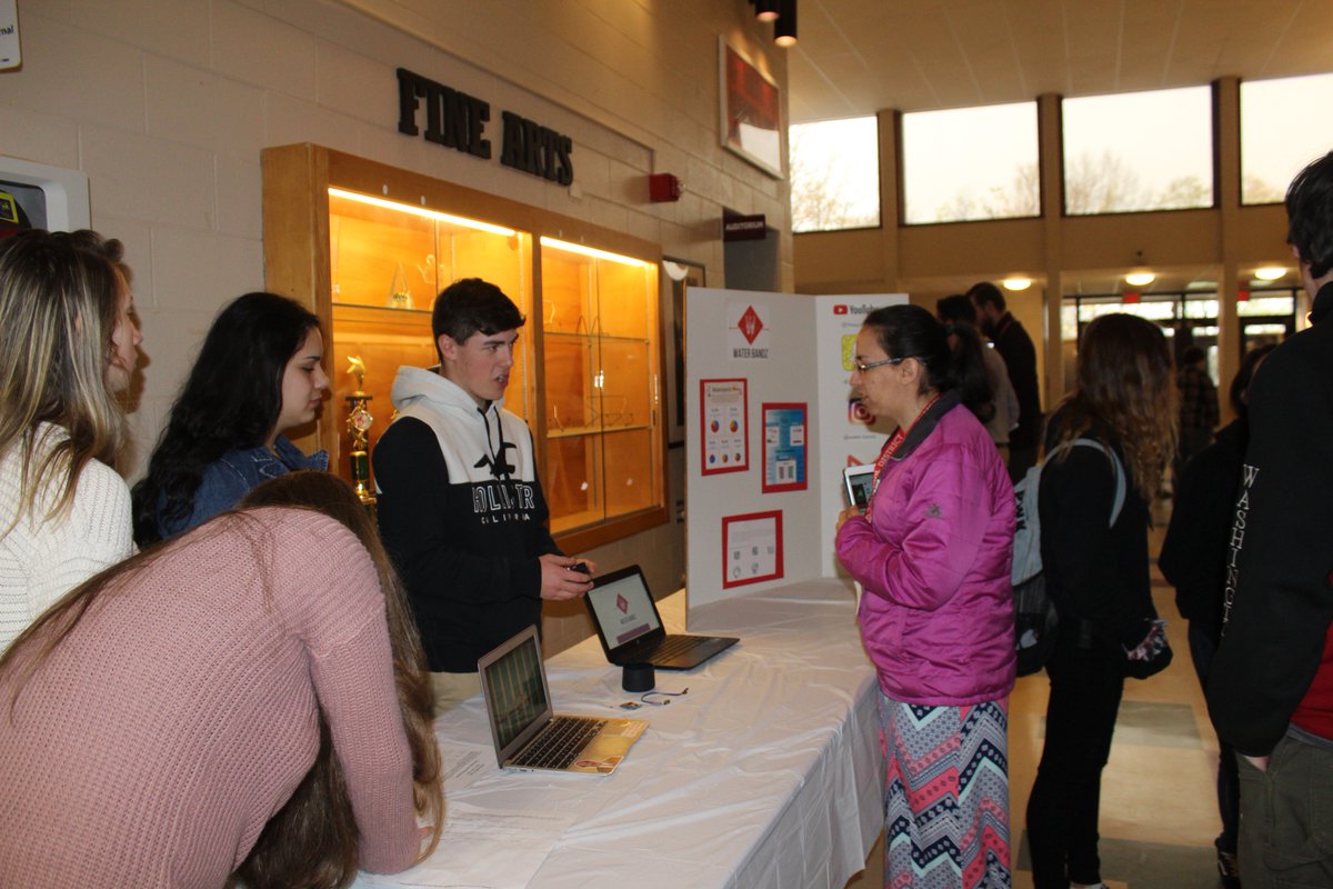 MrsMatBusiness's tweet photo. Congratulations to the Wamogo @ecskills21 students for their strong presentations and creative exhibition booths at yesterday's mini ExpoFest! @AFS_Wamogo and @EmotiaTech will advance to ExpoFest on June 1st at the Oakdale Theater. #skills21 #wamogo @RSD6_Supt @WAMOGO_Loveland https://t.co/52OUPD3ODV