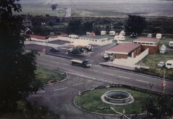 WHInverness's tweet photo. ((((((((((Rewind(((((
Millburn Road at the bottom of Raigmore Brae.....
Can anyone put a date to this ???
#WHinverness #Rewind #Whatshappening https://t.co/6iRaAr2viI