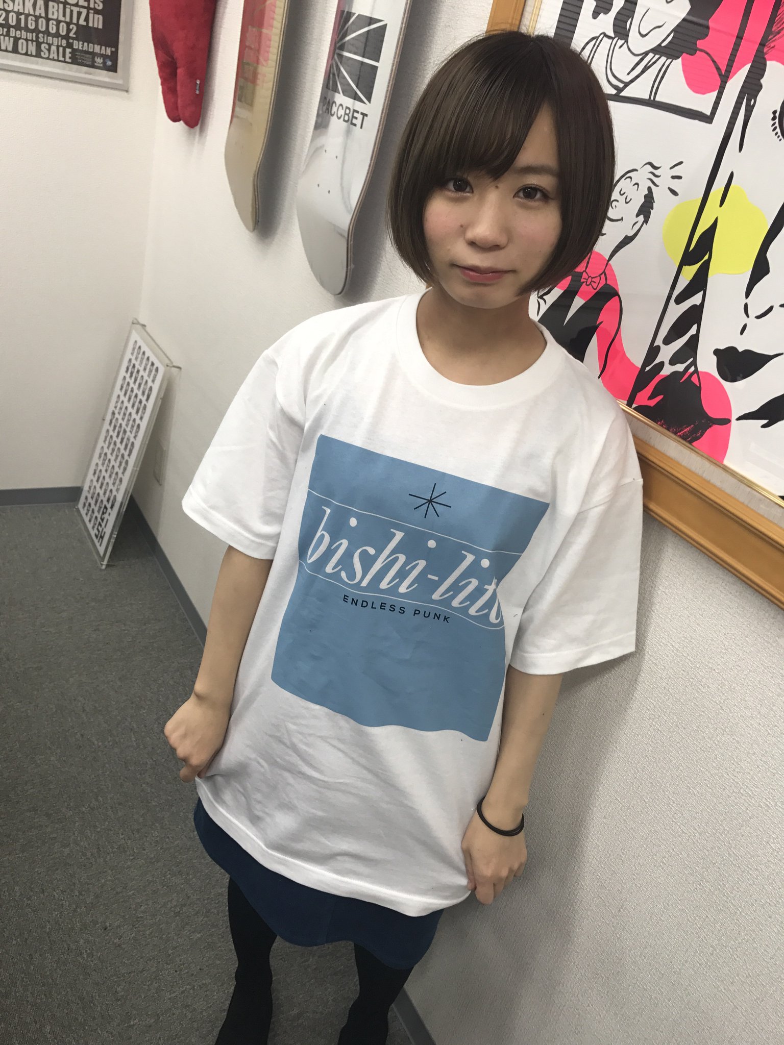 通常 1本タイプ BiSH bishi-lite Tシャツ XL ハイライト | kinderpartys.at