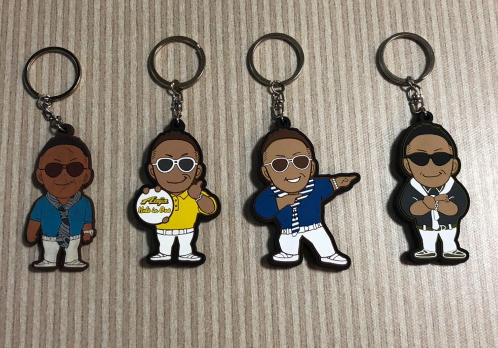 anijaくんキーホルダー4つそろった〜🤩