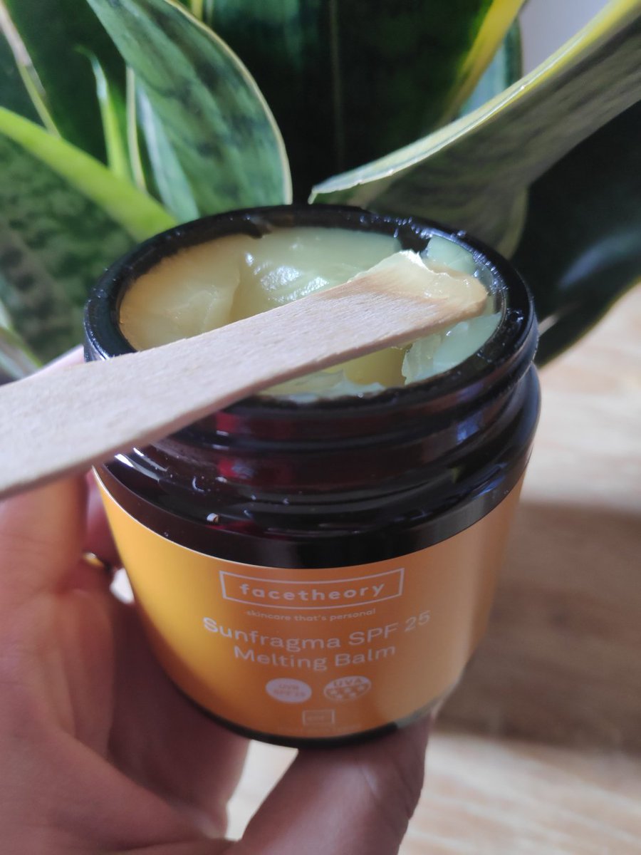 Coolthingsilove's tweet photo. Face Theory Sunfragma SPF 25 Melting Balm Review https://t.co/NCFzS6Zj55 https://t.co/sjksRqWhOh
