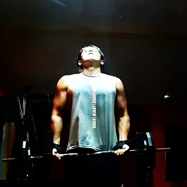 phworkoutjp's tweet image. Your effort will be paid off someday💪💪💪 #gymaddicts #indogym #gymbeast #gymclothing #npcclassicphysique #fitnessphysique #gym #classicphysique #youtube #physiquemodel #gymnastics #physiquecompetitor #mensphysiquepic #gymtime #instagym #physiquefreak #menphysique #gymmotivati…