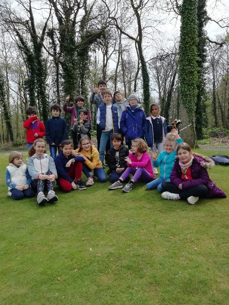 Maison des jeunes vacances d’été lys.golf/index.php/2019…