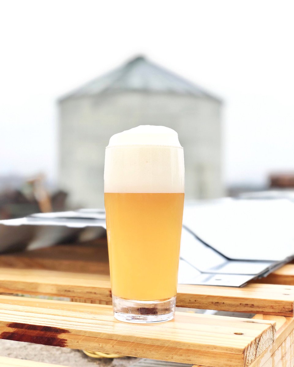 badlandsbrewco's tweet photo. ๐Beer Release: Space Secrets IPA ๐๐คซ
Now on tap at the #BentElbow in Kitchener !
Hopped with Galaxy, Vic Secret and Simcoe. Notes of citrus, pine, honey ๐ฏ https://t.co/NENHTviEzS