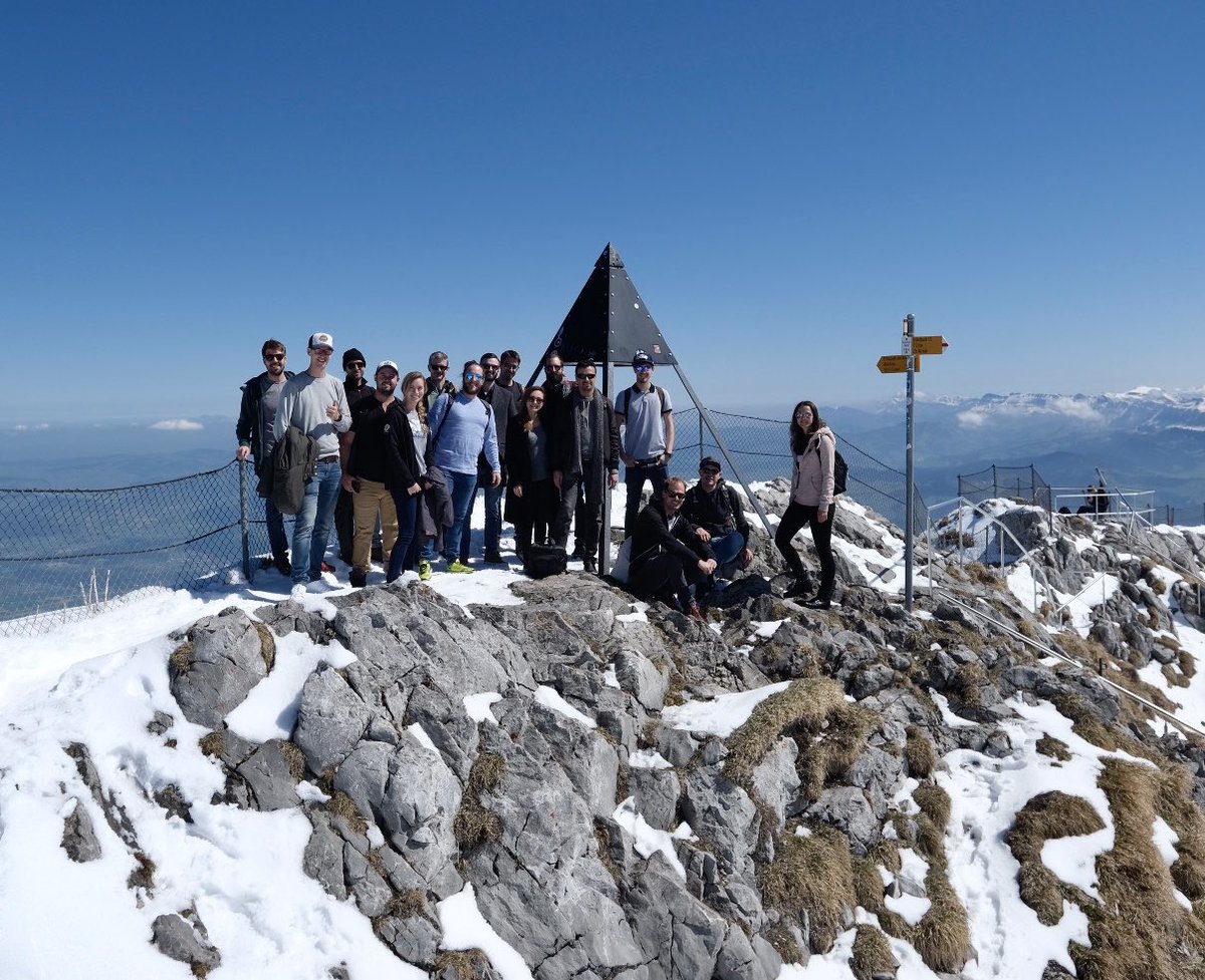 On the top of stockhorn with <a href="/andrestaltz/">André Staltz</a> <a href="/silveira_bells/">Isa Silveira</a> @_jayphelps <a href="/KwintenP/">Kwinten Pisman</a> <a href="/elmd_/">Dominic Elm</a> <a href="/chawomack/">Chaela Womack</a> <a href="/colton_teefy/">Much Wow</a> @danielmargreth <a href="/matt_junker/">Matthias Junker</a> <a href="/KohlerChristian/">Chris Kohler</a> <a href="/rolelor/">Roland Weiss</a> <a href="/chriguc/">chrigu cueni</a> @bjorndown <a href="/jbandi/">Jonas Bandi</a> <a href="/TheLarkInn/">📦🛠👷🏻‍♂️Sean Larkin</a> @LorenzPadberg #uphillconf