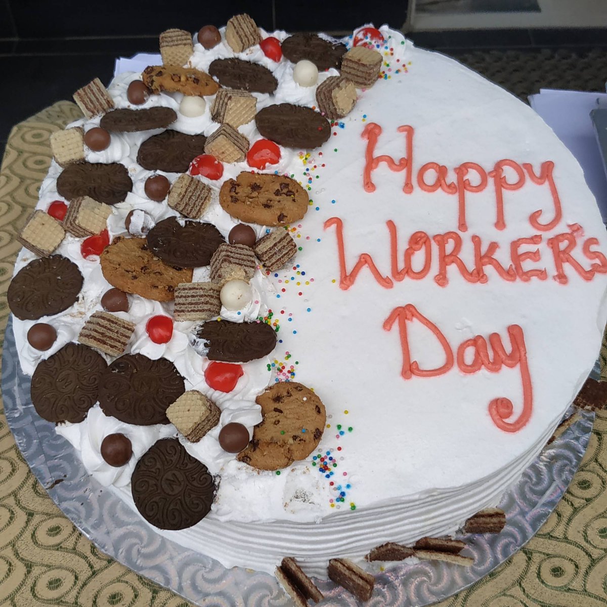 kkontech's tweet photo. If you didn't partake of yesterday's workers' party, you can have the whole share.

Yes! You heard right. A party for all workers held at KKONTech HQ. 
This shows how important our workforce is to us, and to all workers everywhere we say Thank you for your service. https://t.co/YL6G3Lu7zm