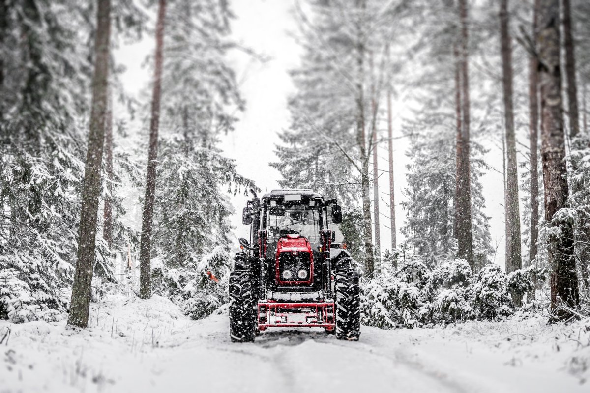 Zycomm's tweet photo. @iPTT_poc equipment is so useful for the #farming and #agricultural industry that we've written our own page about its benefits for #farmers including #tracking #wideareacoverage and #geofencing https://t.co/4sTCWh5mI1 https://t.co/tKfz1thHhY