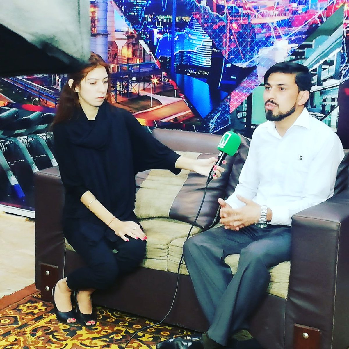 jalalsherazi's tweet photo. Interview to Green Tv
#TeamparadigmDevelopers
#SheraziAndBangashArchitects
#GreenTv
#PyaCapitalChapter
#Lahore https://t.co/fEdSoN9bP6