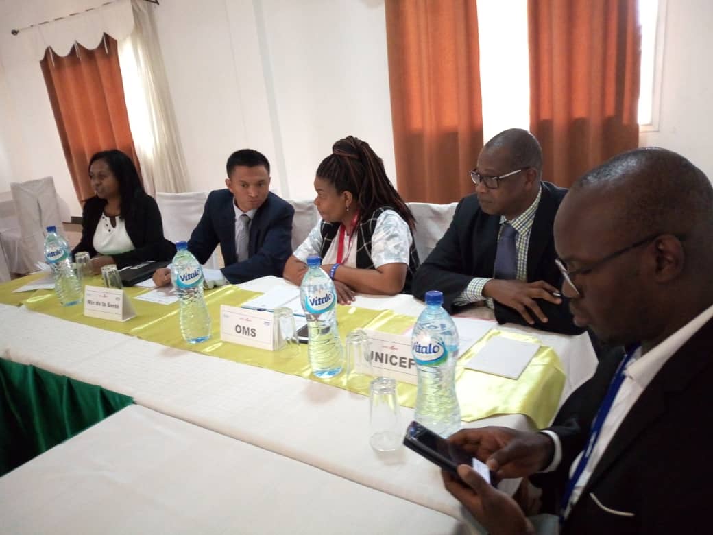 LOGIVAC's tweet photo. 1/3 Cérémonie d'ouverture de la  Formation en #logistique de la #Vaccination mise en oeuvre par le Centre Logivac, financé par @gavi_fr  à Madagascar. En présence du DG de la Médecine Préventive, de la Directrice du PEV de Madagascar,  et de l'OMS, Unicef et USAID @htraore3 https://t.co/F3vHy6zH28