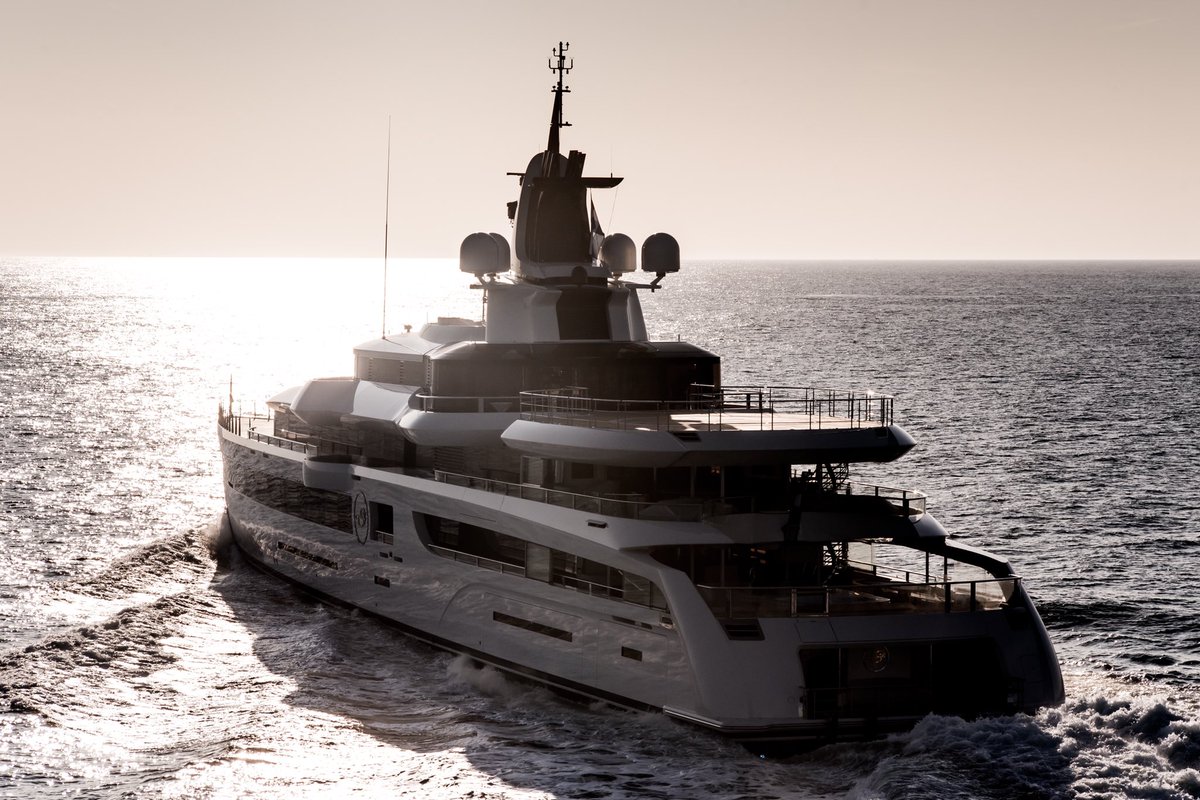 Feadship tweet picture