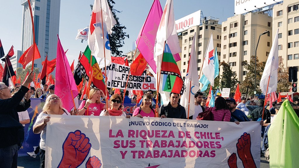 PedroAbarcaPRO's tweet photo. #DiaInternacionalDelTrabajador @LosPROgresistas
Marchamos en Antofagasta,Coquimbo,Ohiggins,Maule,Ñuble,Bio Bio,Los Lagos, Metropolitana, junto a las trabajadoras y los trabajadores por # UnNuevoCodigoLaboral
#CorazonProgresista @PROjovenes @MujeresPRO_ @Cutchile @Barbara_figue https://t.co/guChmmoEtW