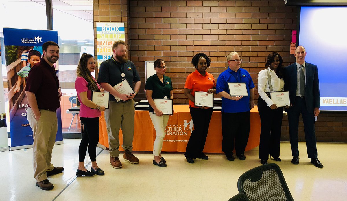 hetorok's tweet photo. Congrats @CLEMetroSchools Chris Burkhardt and team, who are scratch cooking in 93 schools, no more reheating food trays! https://t.co/g5FXzQ4lTM