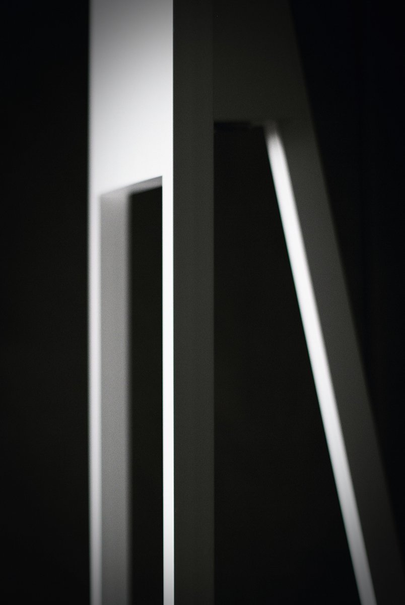 Architecture is not Patalab’s only venture, we also often design #bespoke #furniture and #objects. One such object recently completed was an #art #stand for a #neon #portrait by papersneaker.com. Find out more about the project here: patalab.com/projects/bespo…