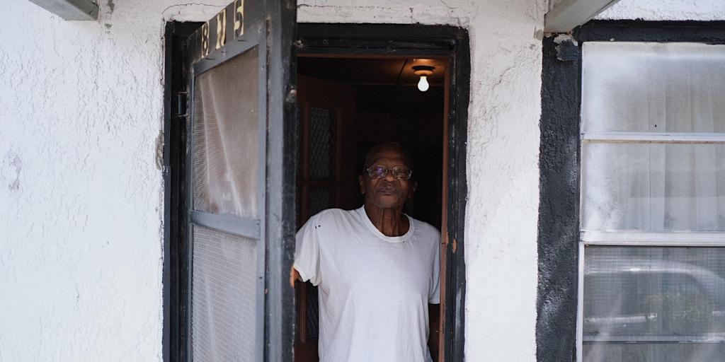 GiveVisuals's tweet photo. Our first film debuted to the VISTE Volunteers in Service to the Elderly Board today. Thanks for the amazing work you do! View the film at https://t.co/U0J4e0ty2M. P:Andy McEntire @VISTELakeland #givevisuals #film #filmmaker #videography #socialgood #changetheworld #nonprofit https://t.co/VHWkND1xaR