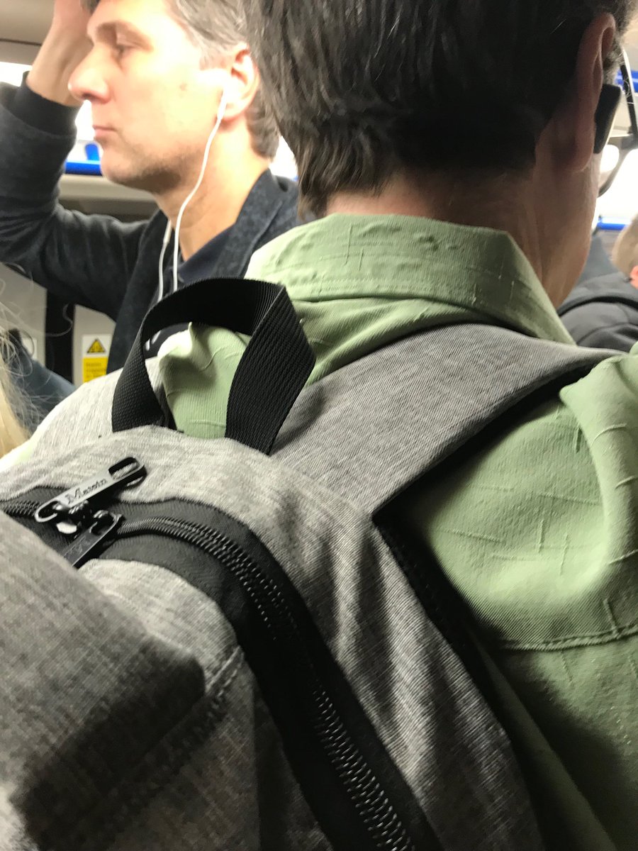 SnakeJell's tweet photo. #backpackwanker https://t.co/1jwbQLtzdw