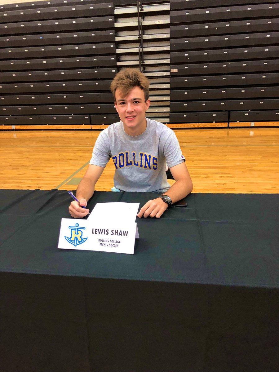 lewisshaw39's tweet photo. proud to officially announce my commitment to @rollinscollege ! thank you to all my family, friends, and coaches that have helped me to continue my soccer and academics careers at this great school! go tars ����💛 https://t.co/t62KSbXCHC