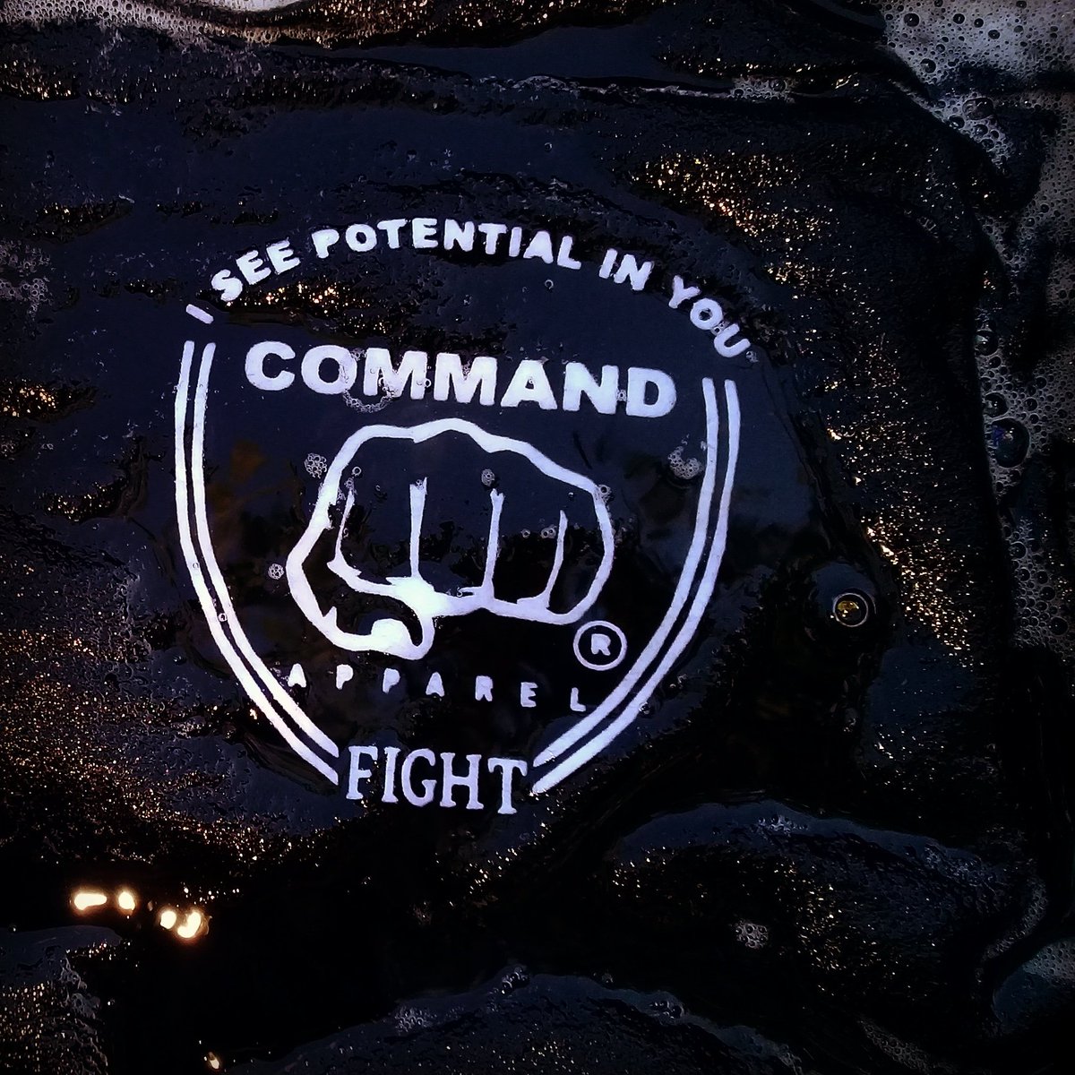 commandapparel1's tweet photo. #NewProfilePic https://t.co/5c5n7Fr9Rf