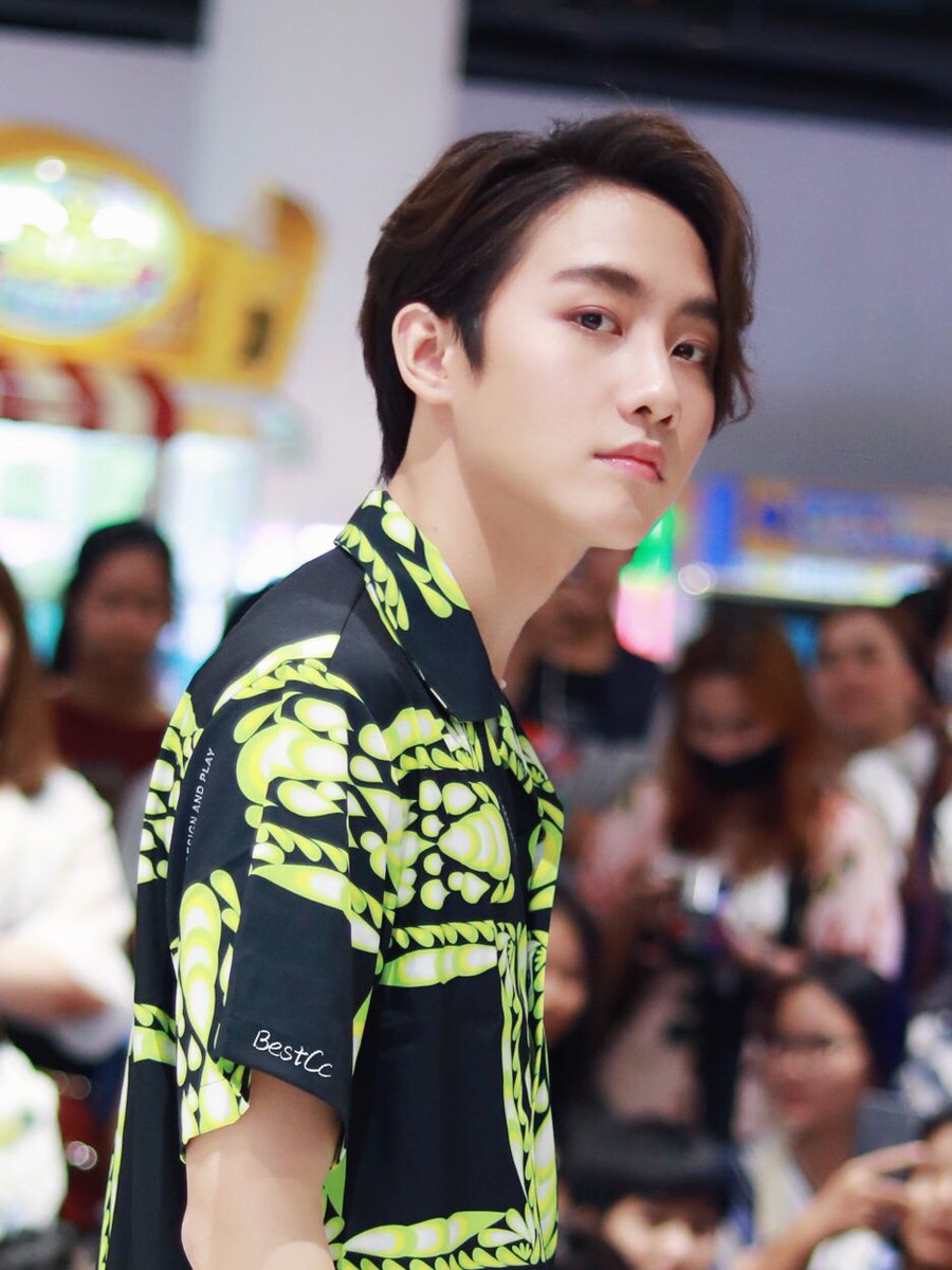CaicaiBest's tweet photo. 🖤
@Mmarksiwat 
#หัวใจศิวัช 
#MarksiwatxFoodpark https://t.co/0jqYAhgiGv