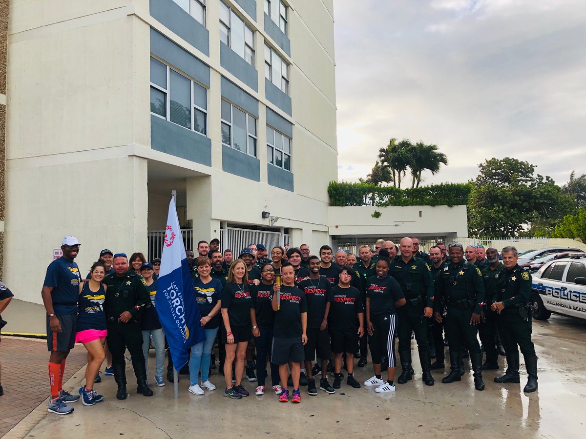 Broward Sheriff tweet media